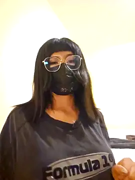 Latin summer online show from March 23, 2026, 4:23 am