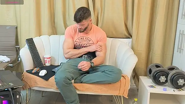 MauroTwin online show from October 19, 2025, 5:16 pm