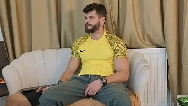 MauroTwin online show from November 5, 2025, 7:06 pm