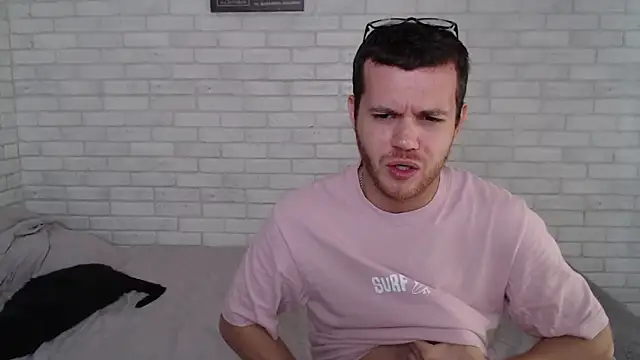 Alexxx horny online show from September 27, 2025, 9:37 am