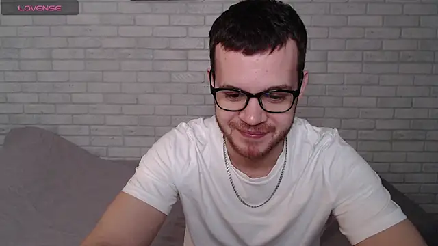 Alexxx horny online show from March 20, 2026, 4:57 am