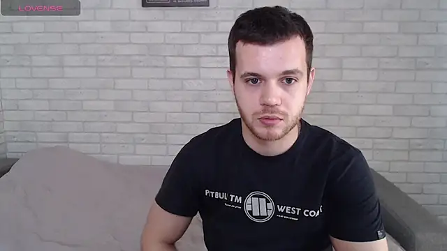 Alexxx horny online show from March 30, 2026, 8:16 am