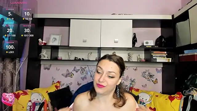 FoxyDom699 online show from September 22, 2025, 7:03 am