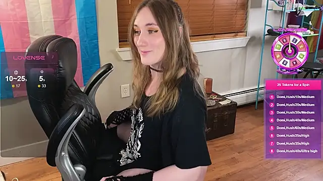 luluvaladon online show from March 23, 2026, 2:33 am