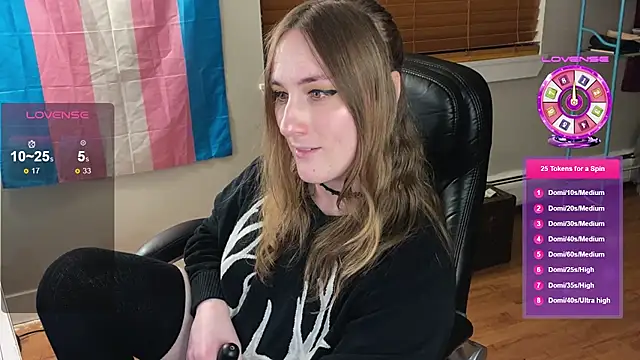 Snapshot of luluvaladon chatting on September 19, 2025, 2:59 am luluvaladon online show from September 19, 2025, 2:59 am