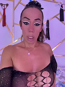 Snapshot of YOURSDEBORA chatting on April 30, 2026, 7:21 pm YOURSDEBORA online show from April 30, 2026, 7:21 pm
