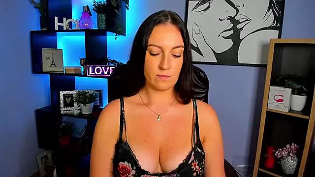 FUN AMI online show from November 26, 2025, 2:28 pm