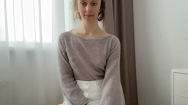 ShySchoolGirl online show from March 4, 2026, 8:00 am