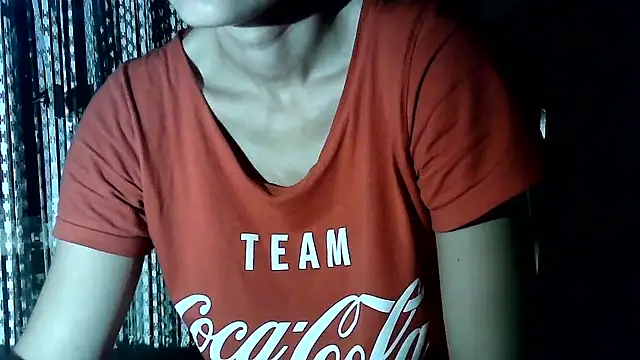 Snapshot of Katesweetkate chatting on August 6, 2026, 9:32 pm Katesweetkate online show from August 6, 2026, 9:32 pm