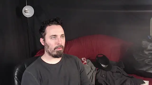 Metalstud online show from March 8, 2025, 4:45 am