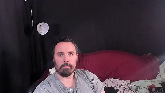 Metalstud online show from November 4, 2025, 2:15 am