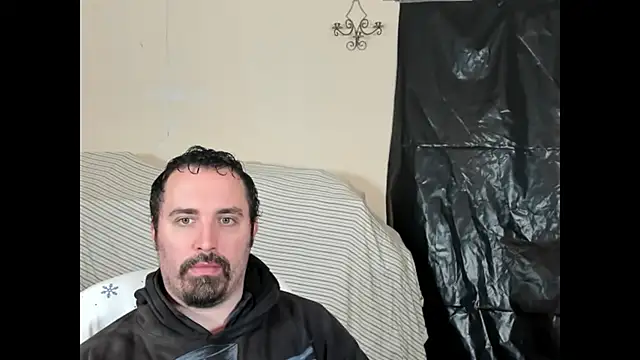 Metalstud online show from November 18, 2025, 9:40 pm