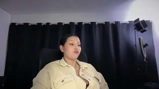 Snapshot of MarcellaGriffin chatting on September 24, 2025, 12:40 am MarcellaGriffin online show from September 24, 2025, 12:40 am