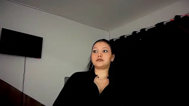 Snapshot of MarcellaGriffin chatting on November 5, 2025, 11:52 pm MarcellaGriffin online show from November 5, 2025, 11:52 pm