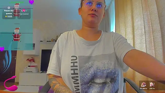 hot evil queen online show from November 27, 2025, 9:10 am