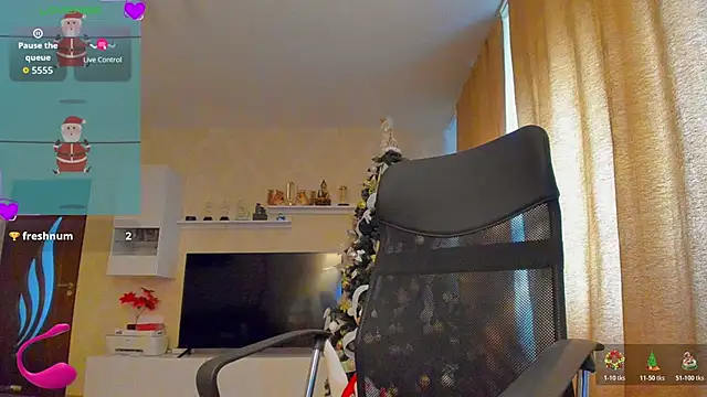 hot evil queen online show from December 14, 2025, 10:10 am