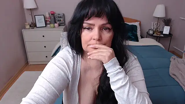 Snapshot of LeveMe2Nightt chatting on November 15, 2025, 1:37 pm LeveMe2Nightt online show from November 15, 2025, 1:37 pm