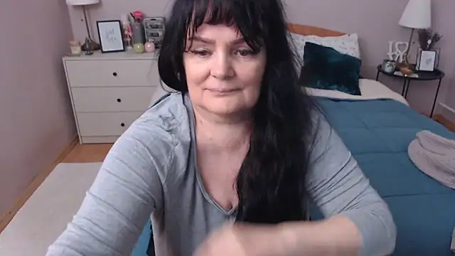 Snapshot of LeveMe2Nightt chatting on November 20, 2025, 12:50 pm LeveMe2Nightt online show from November 20, 2025, 12:50 pm