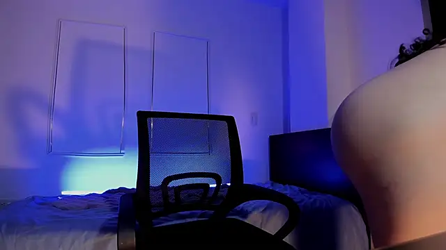 MeganWhite3 online show from February 5, 2026, 1:34 am