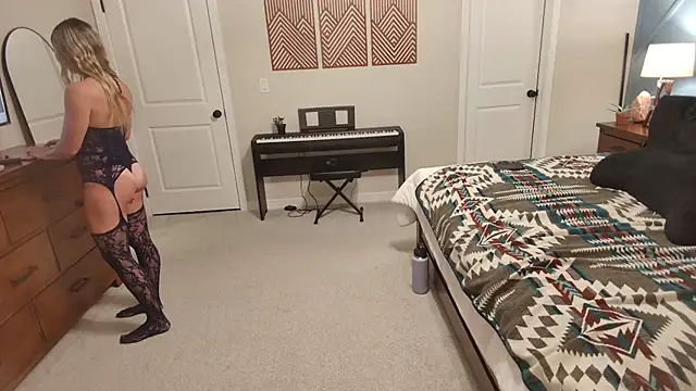 Snapshot of xxyourgirlblair chatting on October 7, 2025, 5:41 am xxyourgirlblair online show from October 7, 2025, 5:41 am