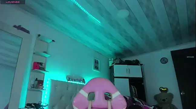 briitany hot online show from March 14, 2025, 11:22 pm