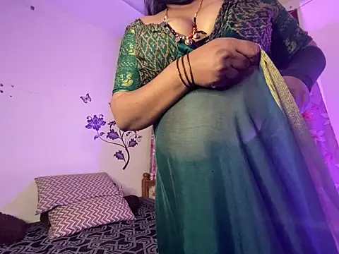 Love 4Sex online show from April 14, 2026, 5:45 am