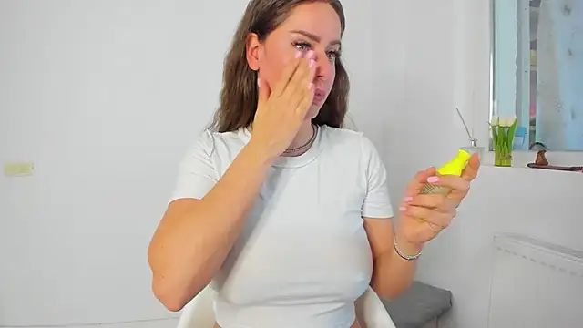 DiamondKay online show from April 9, 2026, 6:30 am