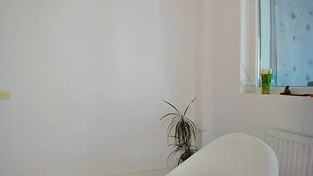 DiamondKay online show from March 18, 2026, 7:22 am