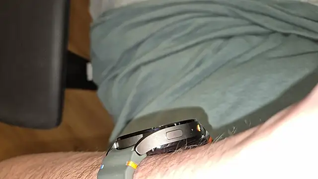 Snapshot of -luckybong- chatting on February 21, 2025, 9:11 pm -luckybong- online show from February 21, 2025, 9:11 pm