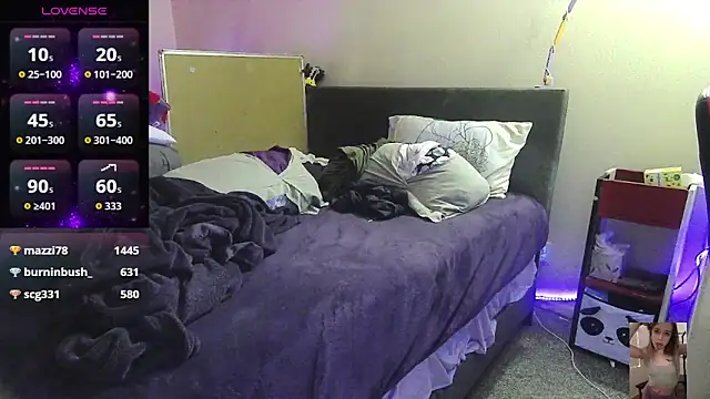 Blondiewithanass online show from November 9, 2025, 1:09 am