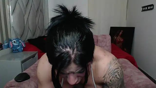 beautifulunna  online show from October 2, 2025, 11:30 pm