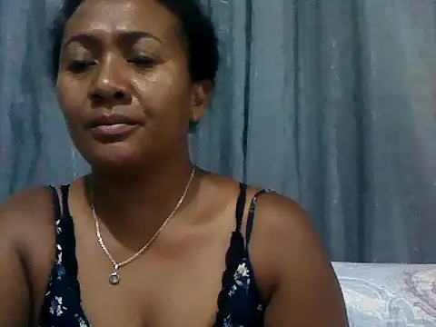 sexyladii online show from February 4, 2026, 5:08 pm