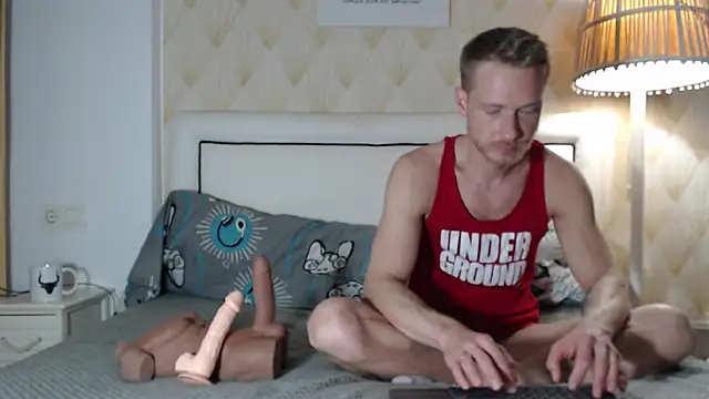 Snapshot of JessicaSteve chatting on February 2, 2026, 6:51 pm JessicaSteve online show from February 2, 2026, 6:51 pm