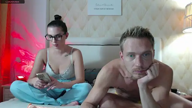 JessicaSteve online show from October 9, 2025, 10:21 pm