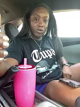 Snapshot of Zadaraye chatting on February 8, 2025, 6:44 pm Zadaraye online show from February 8, 2025, 6:44 pm