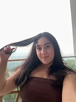 Snapshot of Nina_lovi chatting on May 27, 2026, 11:34 pm Nina lovi online show from May 27, 2026, 11:34 pm