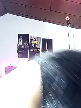 salomexlove 20 online show from December 1, 2025, 11:44 am