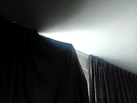 Snapshot of Weedek@xh chatting on June 21, 2026, 5:46 am Weedekxh online show from June 21, 2026, 5:46 am