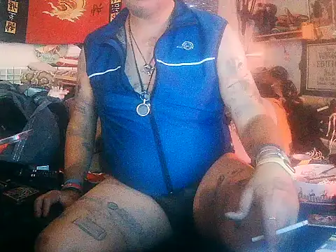 Snapshot of ricktcm chatting on July 18, 2026, 9:51 am ricktcm online show from July 18, 2026, 9:51 am