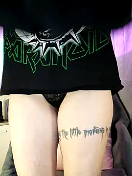 Fuck-Gina online show from April 8, 2026, 10:33 pm