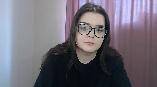 Snapshot of ohhhMie chatting on March 15, 2025, 6:25 am ohhhMie online show from March 15, 2025, 6:25 am