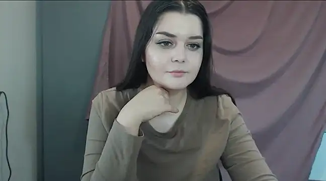 Snapshot of ohhhMie chatting on February 9, 2025, 6:58 pm ohhhMie online show from February 9, 2025, 6:58 pm