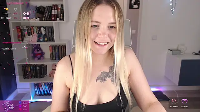 Emma Bryan online show from November 12, 2025, 3:27 pm