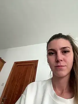 nicole 98 online show from February 5, 2026, 12:23 pm