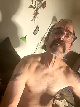 Trainee2Bpeed online show from September 20, 2025, 10:53 am