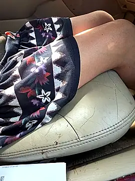 Coreano53109 online show from April 2, 2026, 4:24 pm