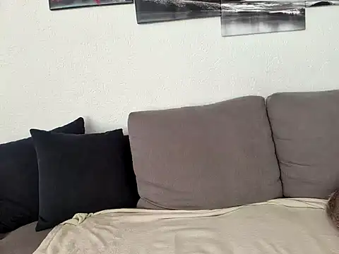 RubyRubin online show from February 1, 2025, 2:13 pm