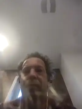 trucker1979 online show from October 22, 2025, 8:19 pm