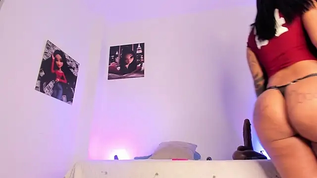 Ariana lopezz online show from November 7, 2025, 9:03 am