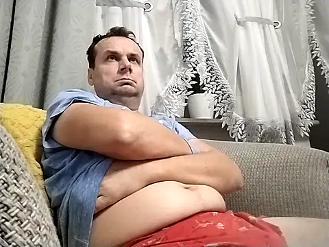 grzes19763 online show from October 20, 2025, 8:42 pm